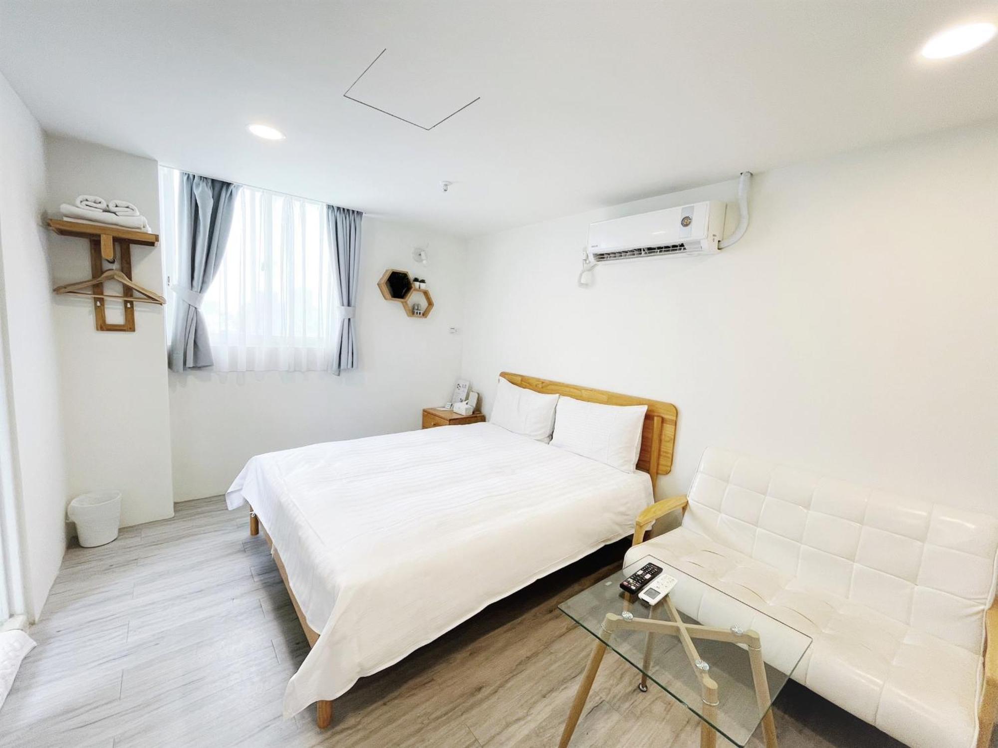 See U Apartment Tainan Exterior foto
